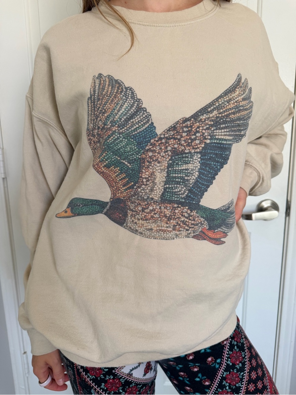 Gildan Duck Graphic Crewneck Sweatshirt 🦆🤎